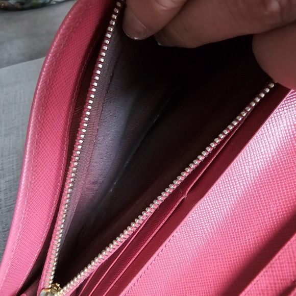 Prada Saffiano Leather Pink Ribbon Gold Long Wallet Guaranteed 100% Authentic - Picture 8 of 13